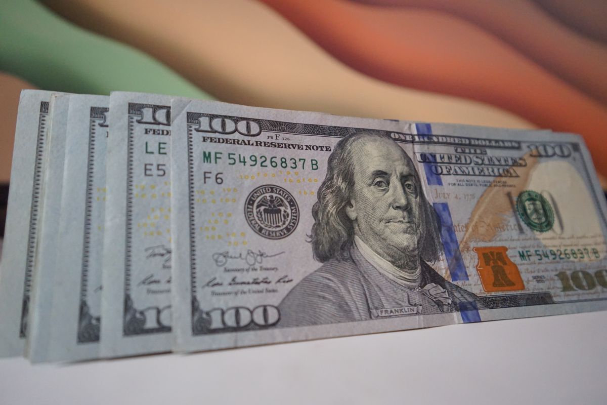 Заработать со 100 долларами